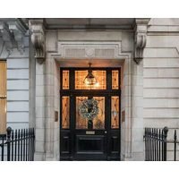 Modern Elegance: 1-bedroom City Living In London