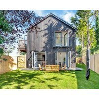 4 Bedroom Accommodation In Kewstoke Near Weston-super-mare