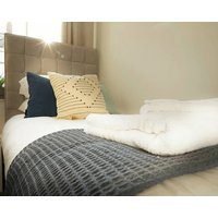 Sea View Serenity Breath Taking Sea View Sleeps 4.