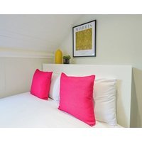 Split Level Studio at West Hampstead by Concept Apartments