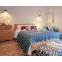 Suite 4 - Sleeping Giant Hotel - Pen Y Cae Inn