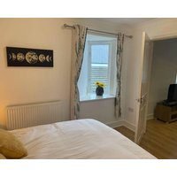 Modern The Mews Apartment