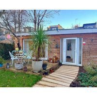 Sunny London Garden Apartment