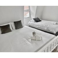 Full House 5 Rooms 3 Bath London