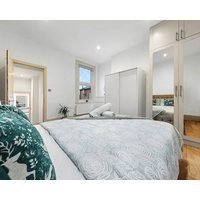 Modern Spacious 1 Bed Flat near Richmond Park