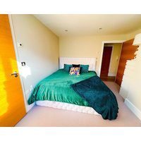 Chic Blue Comfort In Richmond