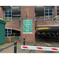 20 Minutes To Central London! Family-size Gated Apartment With En-suite Bathroom