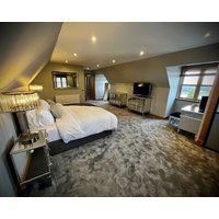 The Cottage @ The Vu