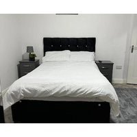 1 bedroom kitchen Flat