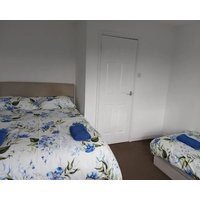 Cosy Two Bedroom Bedroom Apartment With Free Parking And Free Wifi