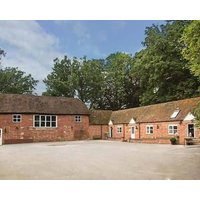 Finwood Cottage 1 Romantic With Pool In Rowington Ref 925843