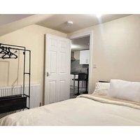 Brand New!! Startlet Stays Apartments - On Elizabeth Line