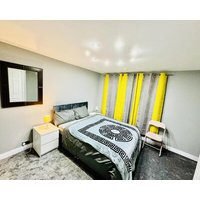 4-Bed Full House Stourbridge Birmingham