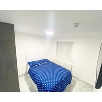 THE ROYAL BOUTIQUE REGENT LODGE by LONDON  SLEEP 8