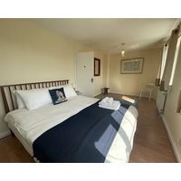 Fabulous Family Home in Lovely Little Stoke