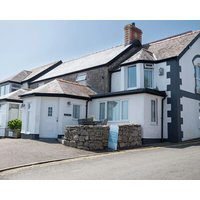 Sea Breezes - Sleeps 2 Guests In 1 Bedroom