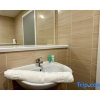 Monarchs Quay Arena Apartments by Happy Days