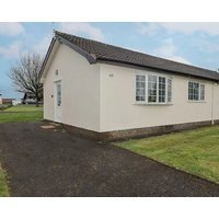 13 Gower Holiday Village Pet Friendly With A Garden In Scurlage