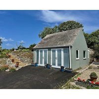 Tower Cottage Pet Friendly With A Garden In Pembroke