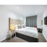 Crowne Views One Bed Superior Apartment