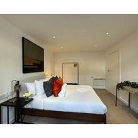 Trendy 2BR 2BA Flat in Crystal Palace