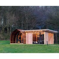 Luxury Rural Cabin With Wood Fired Hot Tub