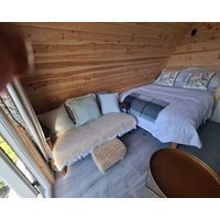 Beautiful and Cosy Garden Pod Saintives