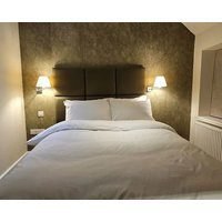 Class Stays - Room 1