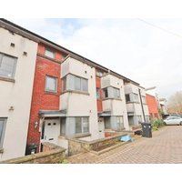 Amazing 2 Bed Townhouse walking distance from Bristol Temple Meads