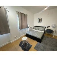 Flat 5 Stylish Apartment