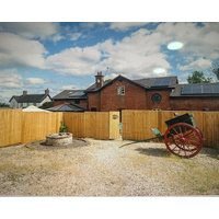 Private Cozy 1-bedroom Cottage In Staffordshire