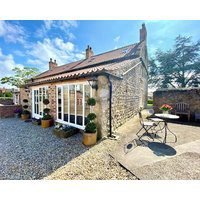 Cosy Farm Lodge In Melmerby Village Ripon