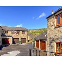 A Fantastic 2 Bed Cottage Sleeping 4 People And 1 Furry Friend W/open Fire Wifi & Central Heating