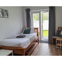 NEW 3 bedrooms Flat in Ashford near Heathrow