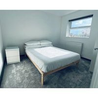 Beautiful 2 Bedroom Full-furnished Semi-detached House With Parking