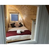 Mega Pod 1 - A Mega Pod That Sleeps 4 Guests In 1 Bedroom