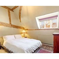 2 Bedroom Accommodation In Henley-on-thames