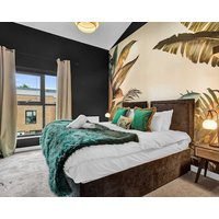 Salford Quays Luxury Safari Retreat – Free Parking