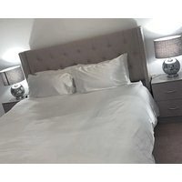 Spacious Apartment With Wifi In Barking