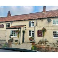 Courtyard Rooms 1-Bed Studio Sleeps 2 Pets Ok