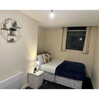 In The Heart Of Wolves! Airrose Two Bed Apartment