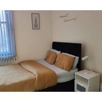 Glamsflat Troccadero Apartment