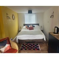 Bespoke Studio With Patio Driveway Parking Sea South Downs On The Doorstep