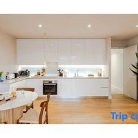 Kings Cross | 1 Bedroom Apartment (balcony)