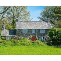 Tanllyn - Sleeps 8 Guests In 4 Bedrooms
