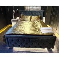 King-size Luxury Bedroom Flat