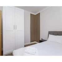 4 bedroom house close to Walmgate bar sleeps 7