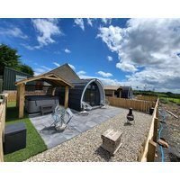 Ballyhemlin pods - Blackthorn