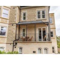 Luxurious City Gem - Private Free Parking