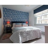 Delightful Central Sanctuary